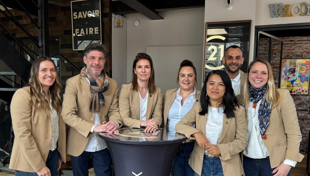 l'équipe de l'agence L'Immobilière des Combattants
