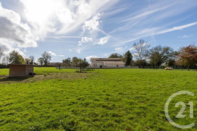 maison à vendre - 9 pièces - 232.17 m2 - SAVIGNEUX - 01 - RHONE-ALPES - Century 21 L'Immobilière Des Combattants