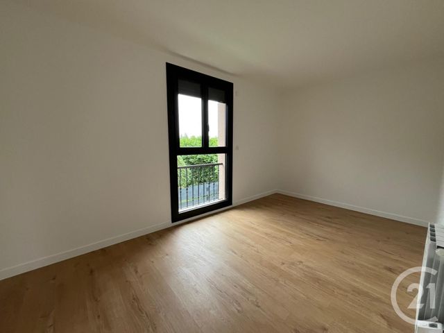 Appartement T3 à vendre - 3 pièces - 69.44 m2 - QUINCIEUX - 69 - RHONE-ALPES - Century 21 L'Immobilière Des Combattants