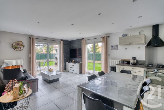 maison à vendre - 5 pièces - 100.32 m2 - VILLENEUVE - 01 - RHONE-ALPES - Century 21 L'Immobilière Des Combattants