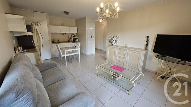 Appartement T2 à vendre - 2 pièces - 41.07 m2 - TREVOUX - 01 - RHONE-ALPES - Century 21 L'Immobilière Des Combattants