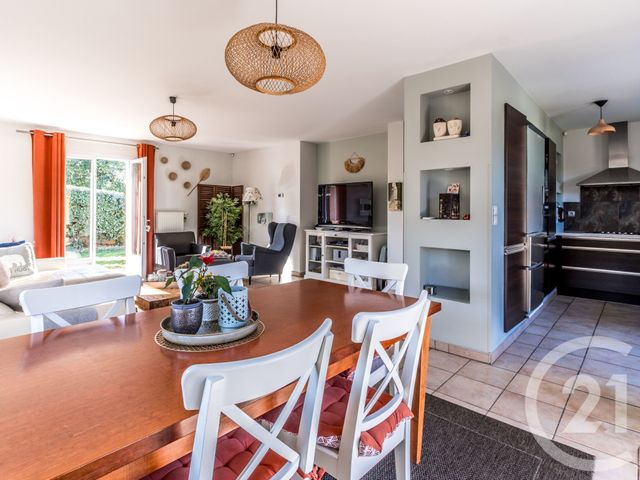 maison à vendre - 6 pièces - 143.32 m2 - MONTMERLE SUR SAONE - 01 - RHONE-ALPES - Century 21 L'Immobilière Des Combattants