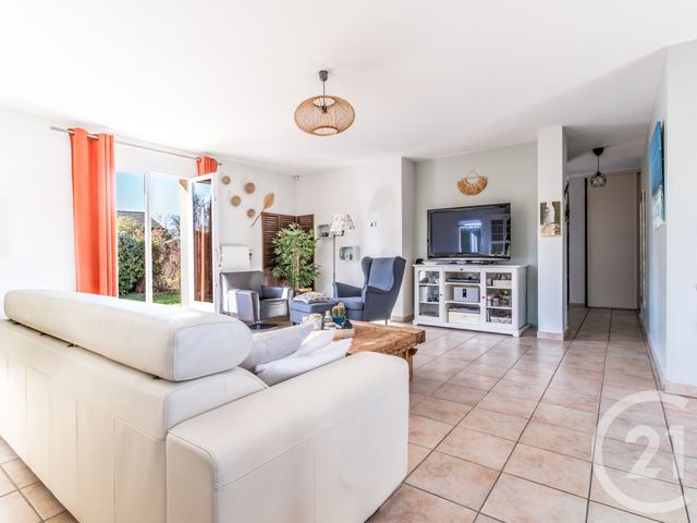 maison à vendre - 6 pièces - 143.32 m2 - MONTMERLE SUR SAONE - 01 - RHONE-ALPES - Century 21 L'Immobilière Des Combattants