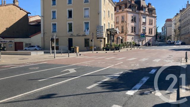 Appartement T2 à vendre - 2 pièces - 44.58 m2 - VILLEFRANCHE SUR SAONE - 69 - RHONE-ALPES - Century 21 L'Immobilière Des Combattants