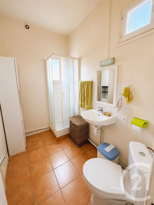 Appartement T2 à vendre - 2 pièces - 44.58 m2 - VILLEFRANCHE SUR SAONE - 69 - RHONE-ALPES - Century 21 L'Immobilière Des Combattants