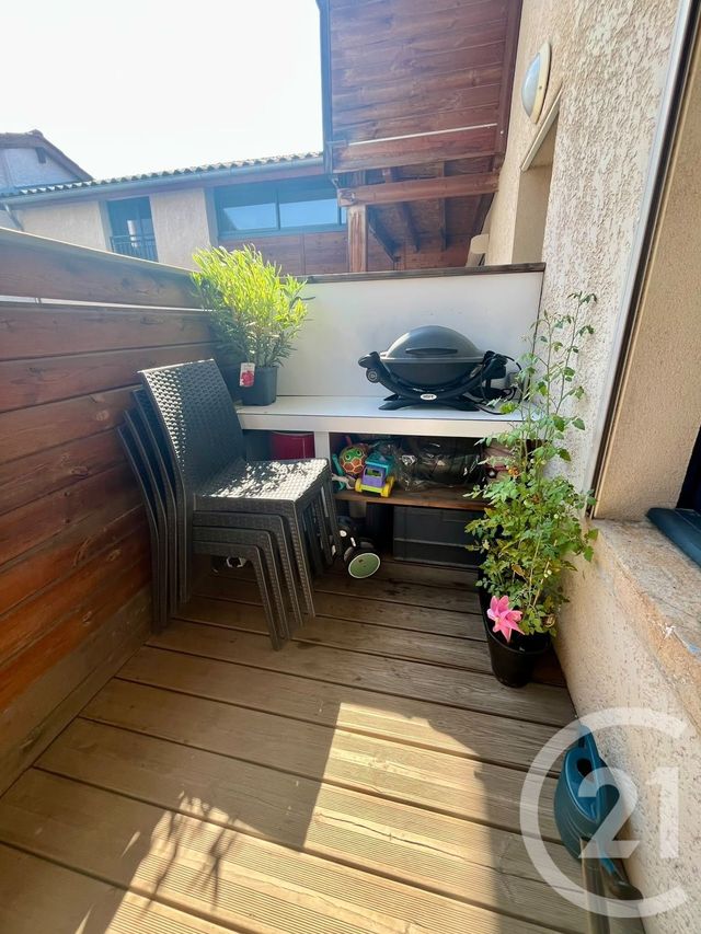 Appartement T3 à vendre - 3 pièces - 58.84 m2 - VILLENEUVE - 01 - RHONE-ALPES - Century 21 L'Immobilière Des Combattants