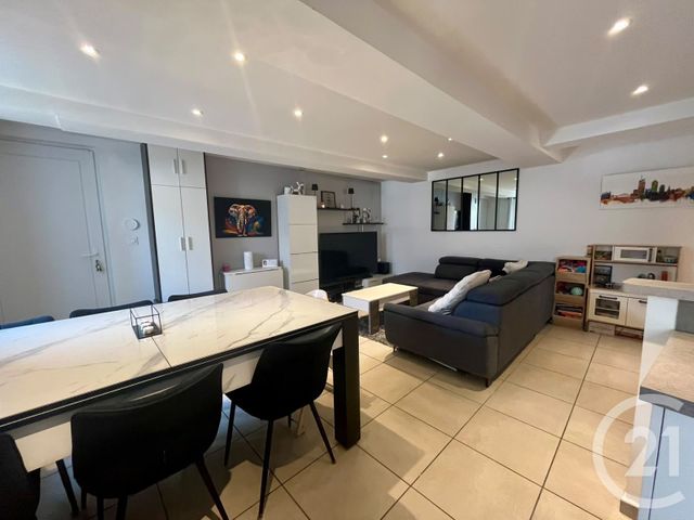 Appartement T3 à vendre - 3 pièces - 58.84 m2 - VILLENEUVE - 01 - RHONE-ALPES - Century 21 L'Immobilière Des Combattants