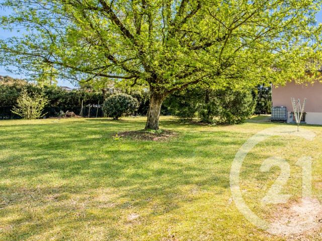 terrain à vendre - 1085.0 m2 - MONTMERLE SUR SAONE - 01 - RHONE-ALPES - Century 21 L'Immobilière Des Combattants